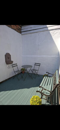 2 bed Terraced for sale Image 12