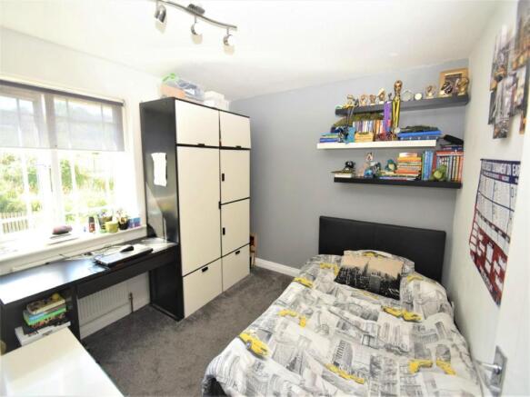Photo 12