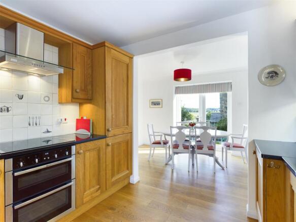 Kitchen to Dining Room.jpg