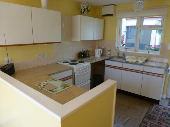 Photo 10
