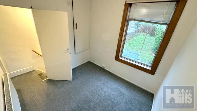 2 bed Terraced to rent Image 7