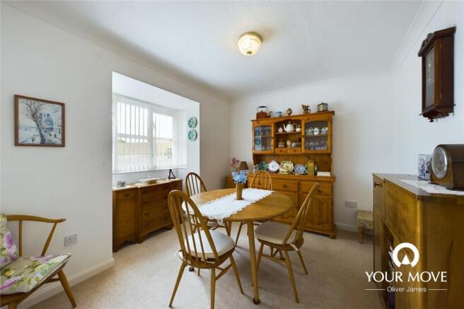 Bedroom/Dining Room