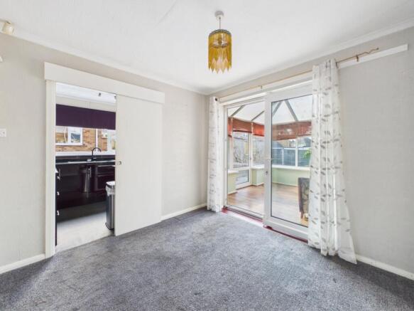 3 bed Semi-Detached for sale Image 9