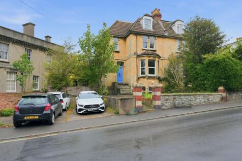 Garden Flat, 10 Cromwell Road, St Andrews, Bristol, BS6 5HG