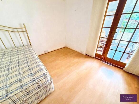 3 bed Bungalow for sale Image 10
