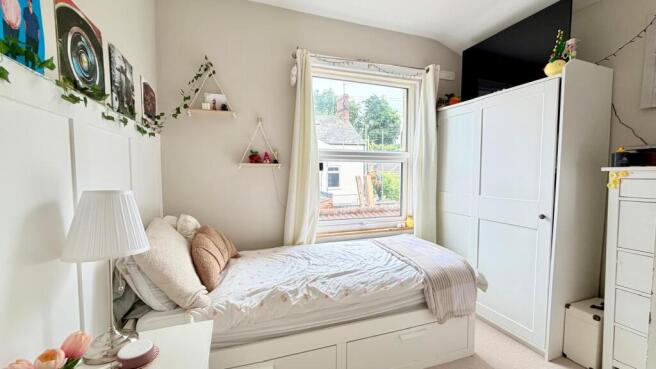 4 bed Terraced for sale Image 12