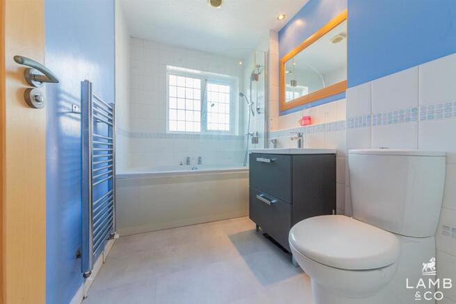 BATHROOM: