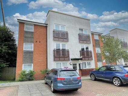 Isham Place, Ipswich