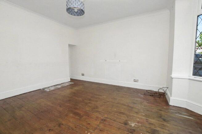 2 bed Terraced for sale Image 4