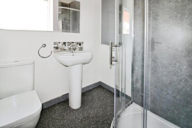 2 bed Bungalow for sale Image 8