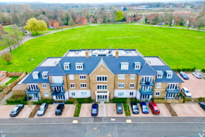 Flat 22, 10 The Pavilion, Victory Gardens, Reading RG2 9BH