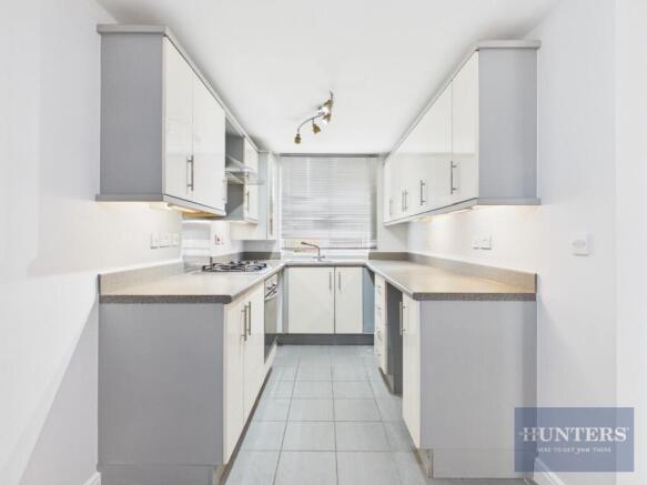 Kitchen / Dining Area