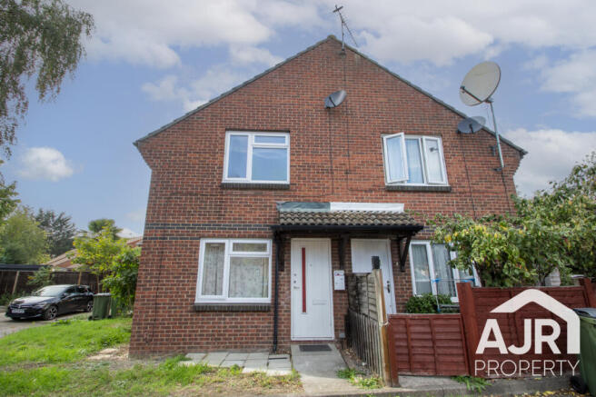 One bedroom house in Thamesmead