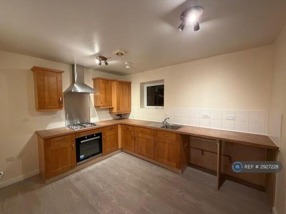 3 bed Detached to rent Image 6