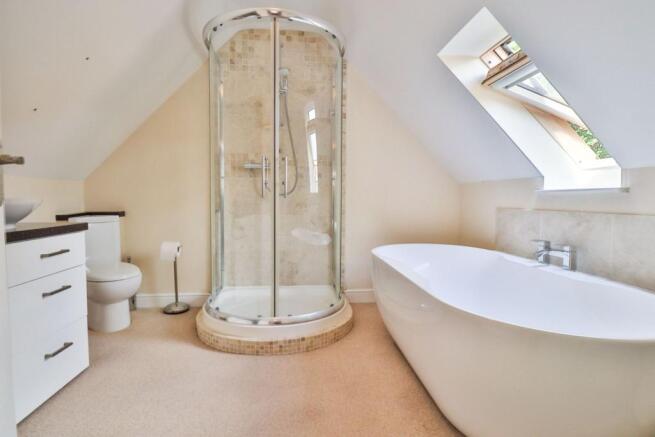 Master En-suite