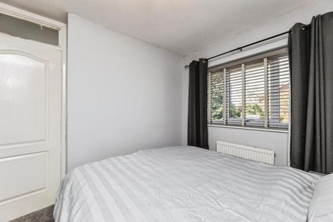 3 bed Semi-Detached for sale Image 11