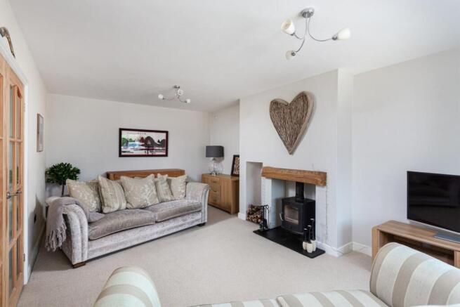 4 bed Detached for sale Image 12