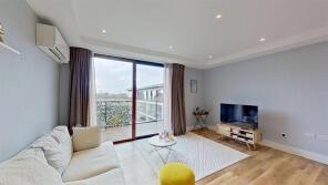 79, 36 George View House, Knaresborough Drive, London SW18 4GT