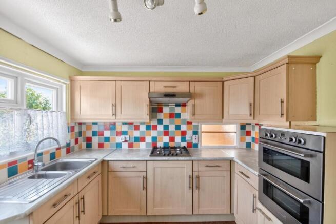 2 bed Park Home for sale Image 3