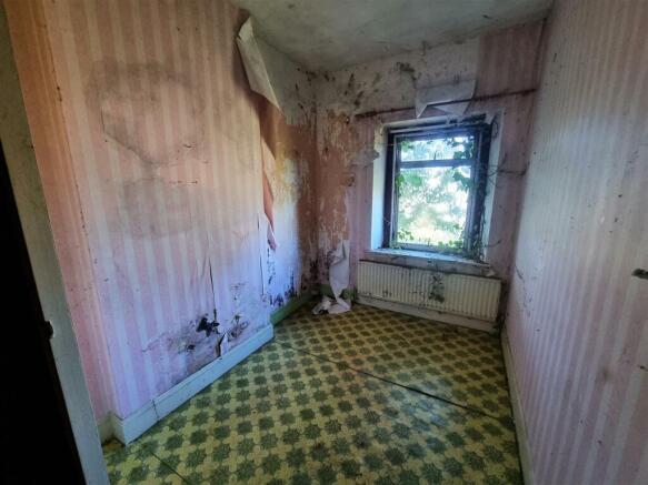 2 South View - Bedroom1.jpg