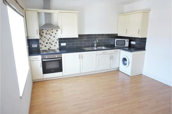Lounge / Kitchen