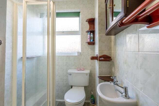Shower Room.jpg