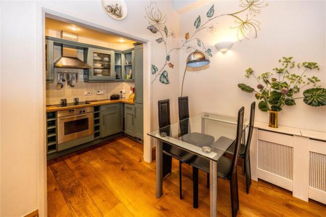 2 bed Apartment for sale Image 9