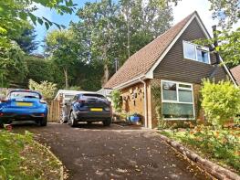 6, Valleydene, Southampton SO45 4NG