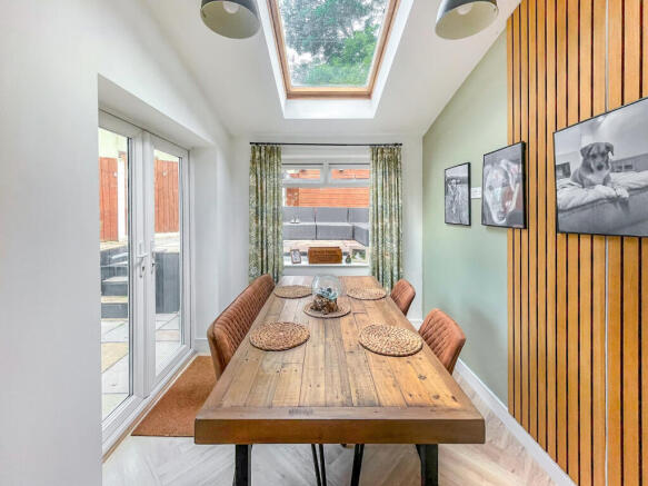 2 bed Semi-Detached for sale Image 6