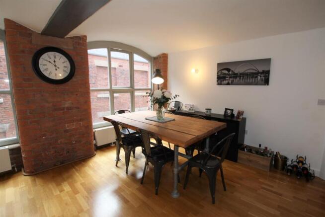 Open Plan Living/Dining Area