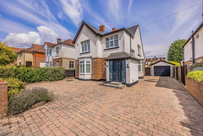 3 Tregaron Avenue...