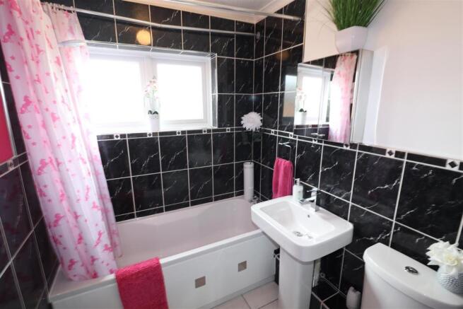Bathroom / WC