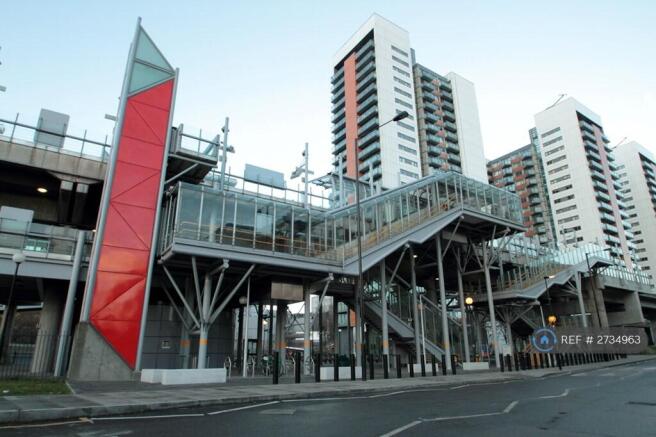 Dlr Station 3 Mins Walk Away
