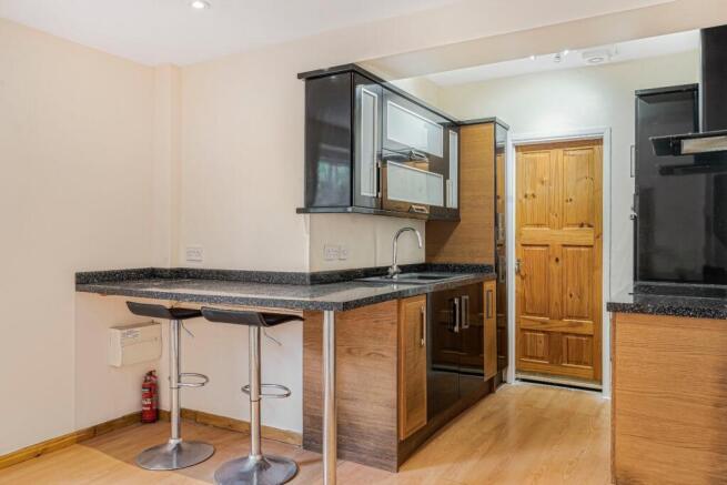 Lypiatt Lane, Lansdown, Cheltenham, Gloucestershire, GL50 photo 4