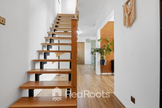 3 bed Semi-Detached for sale Image 7