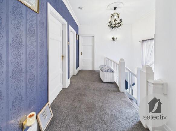 4 bed Semi-Detached for sale Image 12