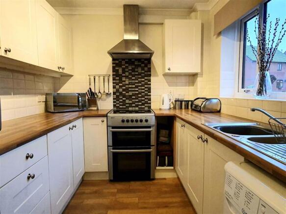Modern Refitted Kitchen
