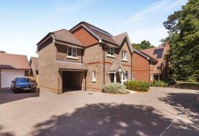 6, Phillips Close, Wokingham RG41 4ER