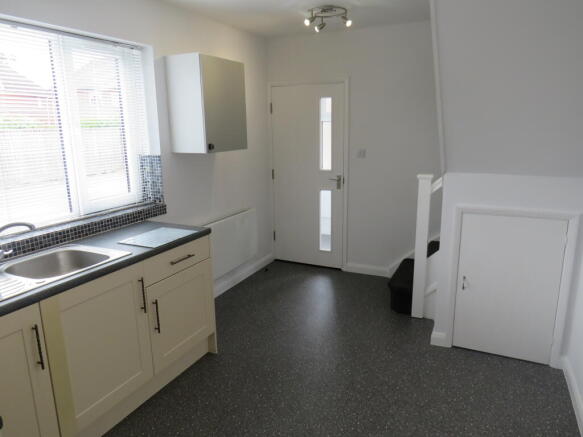 Kitchen (2).
