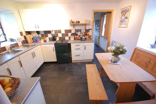 Kitchen/breakfast rm