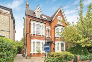 Flat 3, 40a, Longley Road, London SW17 9LL