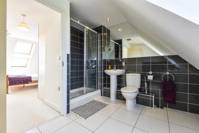 Ensuite.jpg