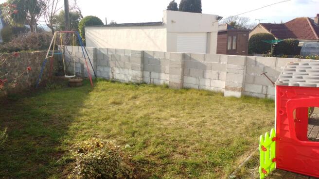 Lawned Garden