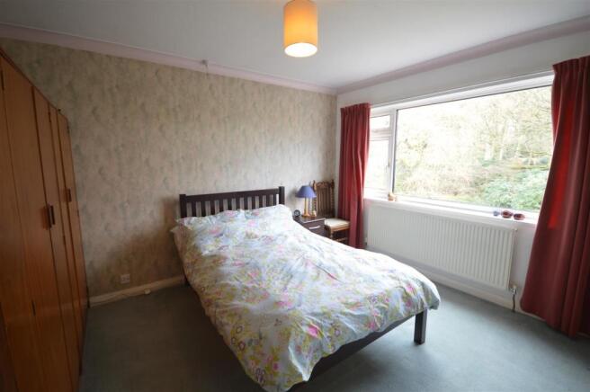 bed 1