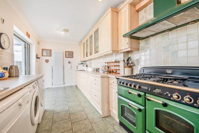 3 bed Bungalow for sale Image 5