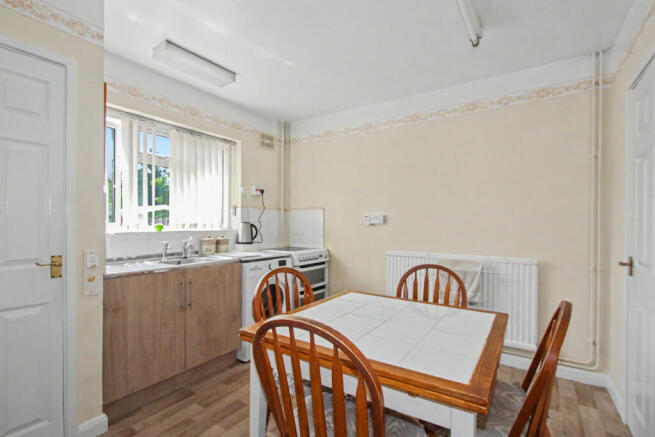 Eastern Avenue, Haverhill, Suffolk photo 4