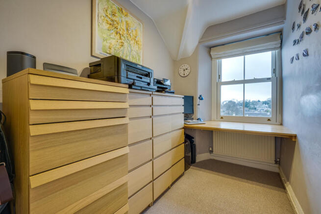 Bedroom 3/Study