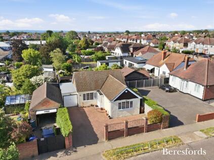 Crowstone Road, Grays, RM16
