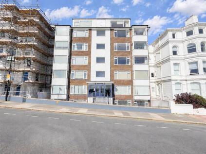 South Cliff, Eastbourne, BN20 7AE