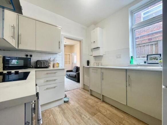 3 bed Terraced for sale Image 4